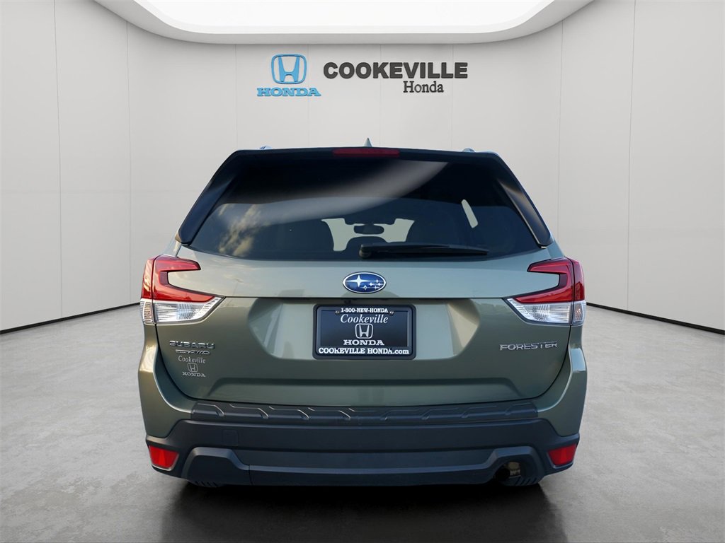 Used 2021 Subaru Forester Premium image 6