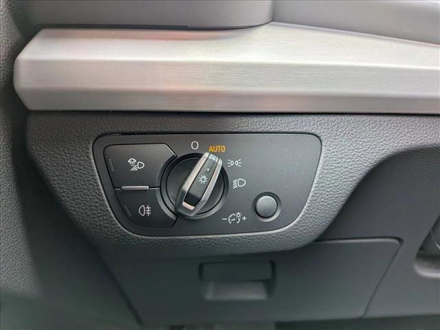 Used 2024 Audi Q5 e Premium Plus AWD/4WD image 16