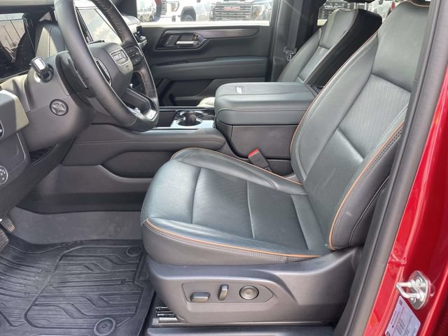 Certified 2026 GMC Yukon AT4 w/ AT4 Premium Package AWD/4WD image 12