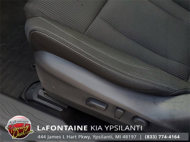 Used 2020 Subaru Legacy Premium image 12