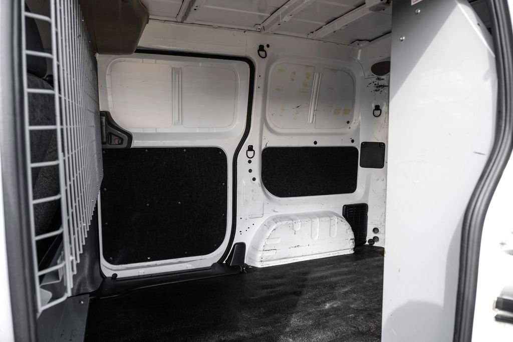 Used 2020 Nissan NV200 SV image 32
