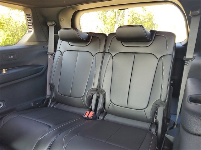 New 2025 Jeep Grand Cherokee L Limited image 9