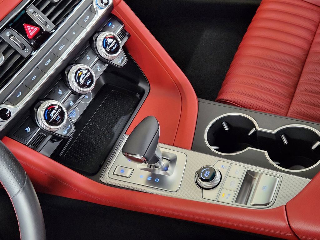 Used 2023 Genesis G70 3.3T w/ Sport Advanced Package image 16