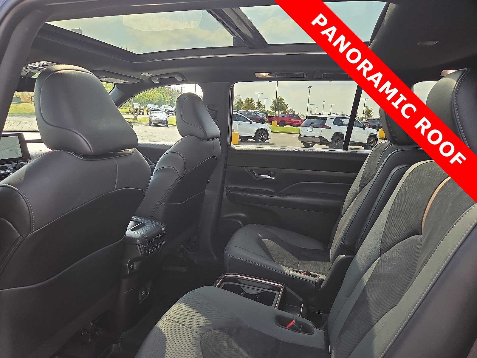 Used 2026 Toyota Grand Highlander AWD Hybrid image 10