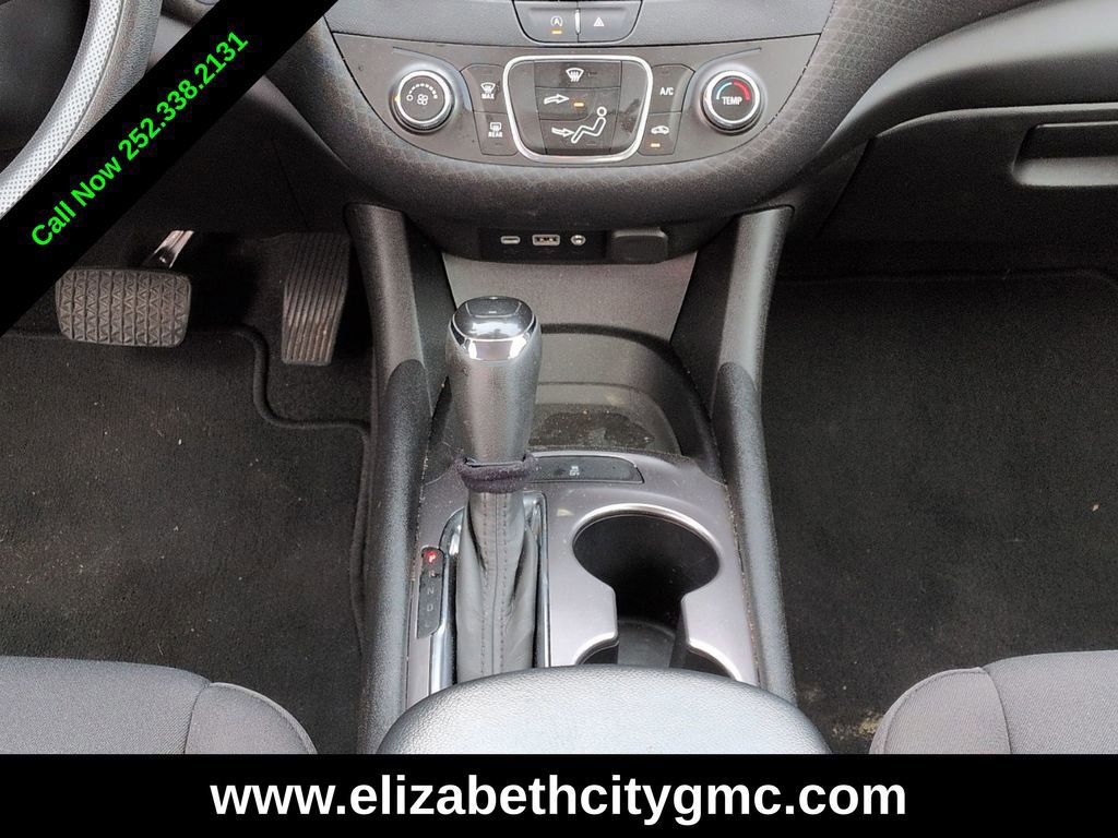 Used 2020 Chevrolet Malibu LS image 19
