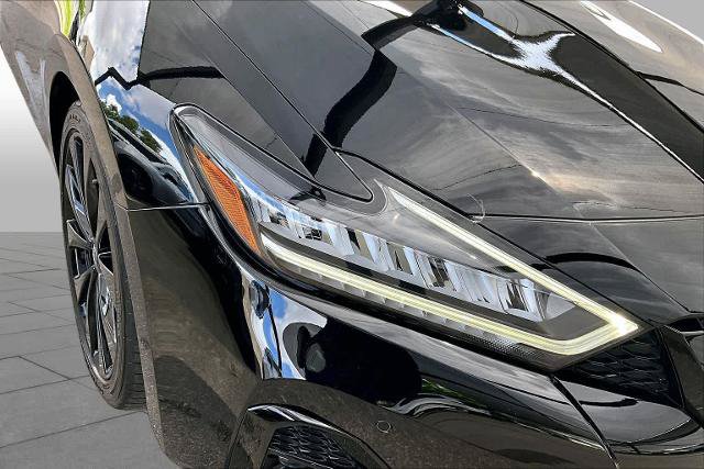 Certified 2023 Nissan Maxima SR w/ Sport Mat Group FWD image 28