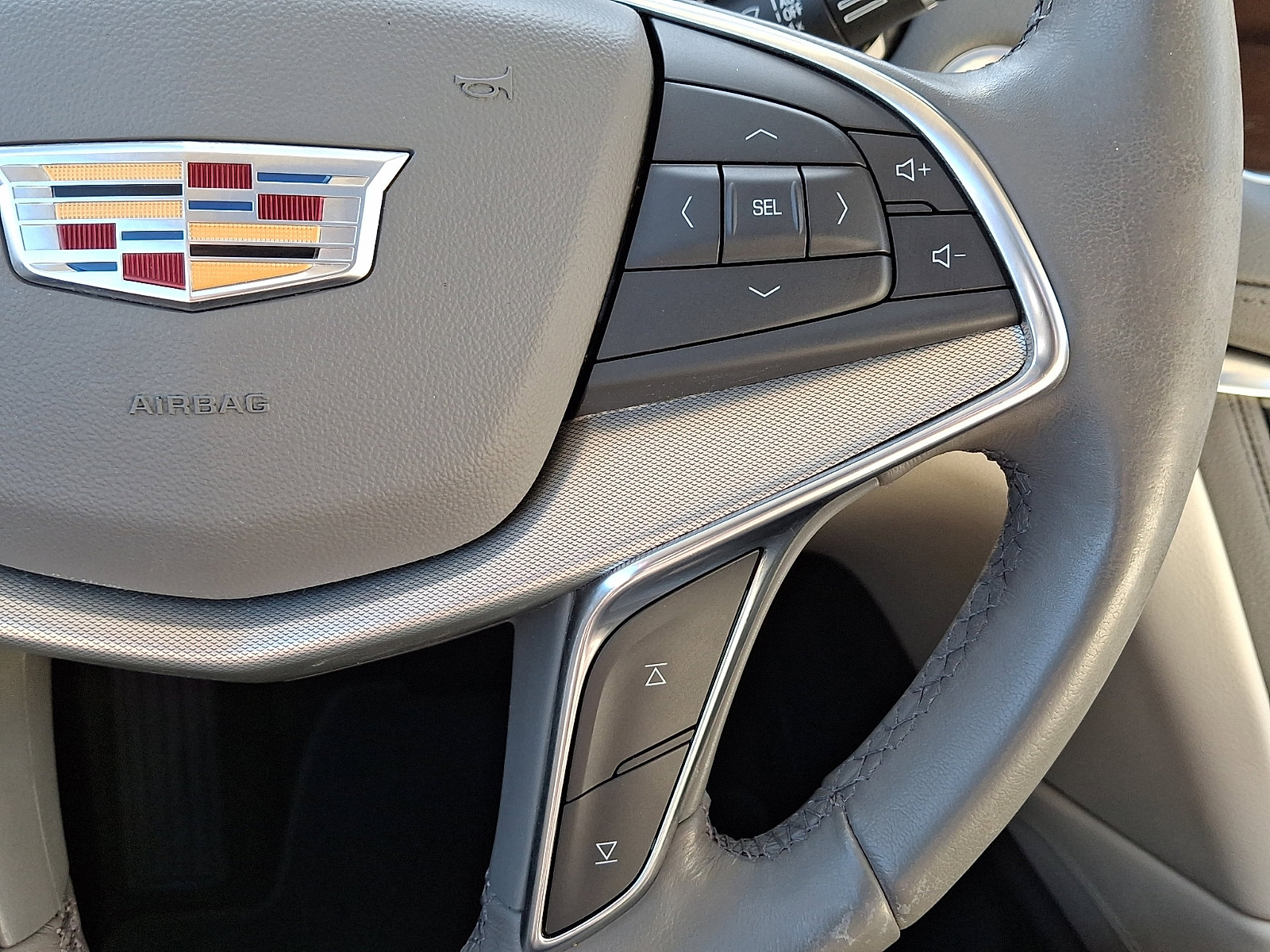 Used 2021 Cadillac XT5 Premium Luxury image 29