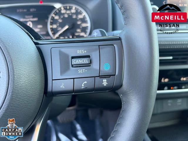 Used 2023 Nissan Rogue SV w/ SV Premium B Package image 27