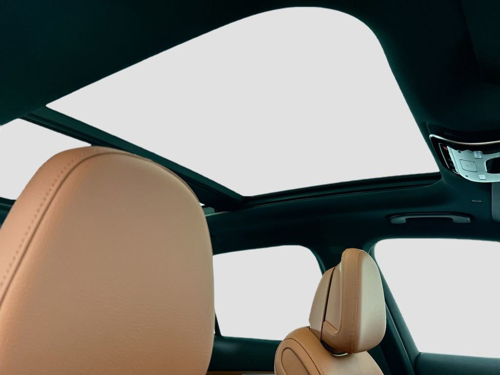 Certified 2026 Mercedes-Benz GLC 300 4MATIC image 17
