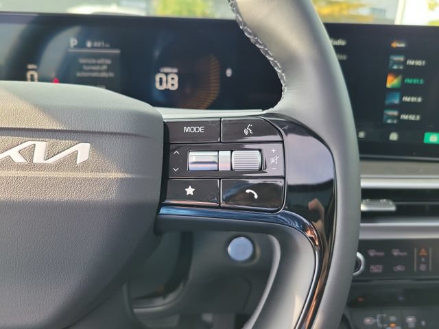 New 2026 Kia Sorento S w/ S Panoramic Sunroof Package FWD image 19