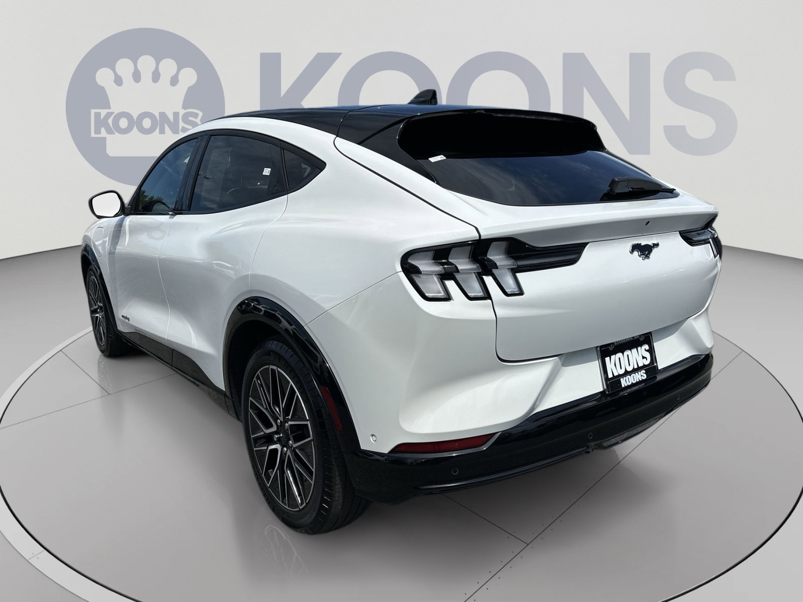 Used 2024 Ford Mustang Mach-E Premium AWD/4WD image 8