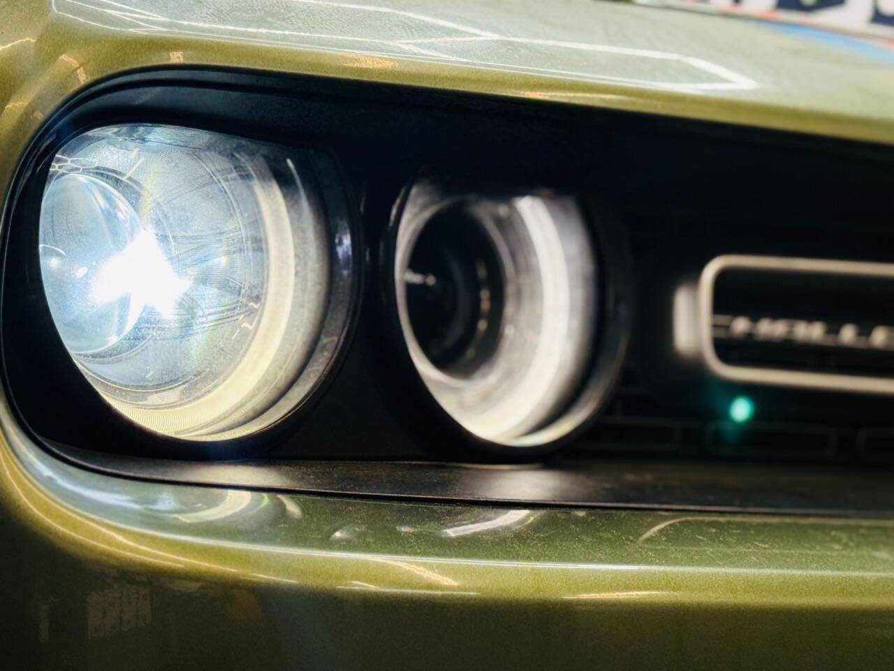 Used 2018 Dodge Challenger SXT w/ Cold Weather Group image 13