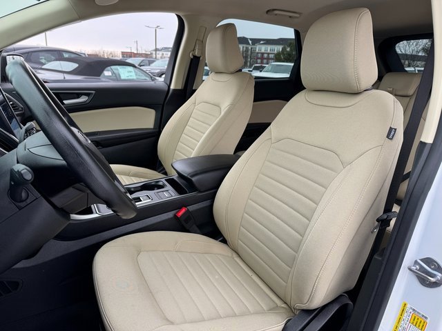 Certified 2024 Ford Edge SE image 14