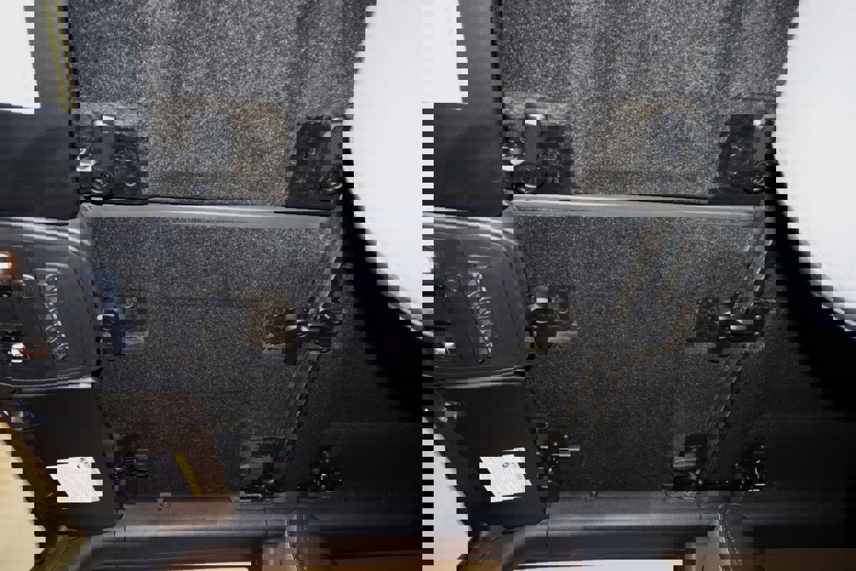 Used 2024 Ford Bronco Everglades image 19