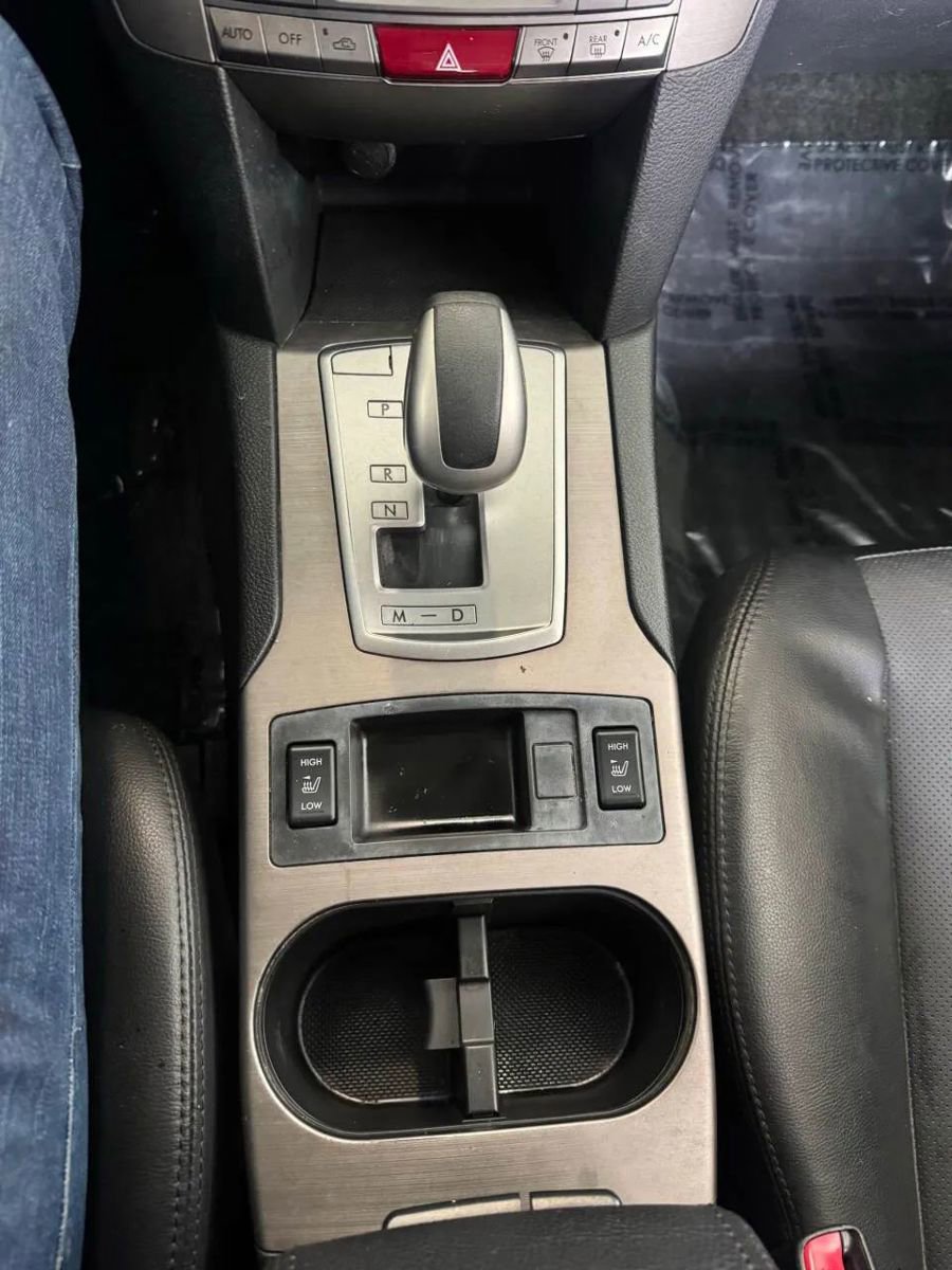 Used 2012 Subaru Outback 2.5i Limited w/ Moonroof Pkg image 18