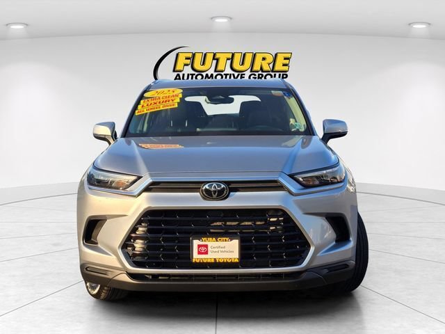 Certified 2025 Toyota Grand Highlander AWD image 2