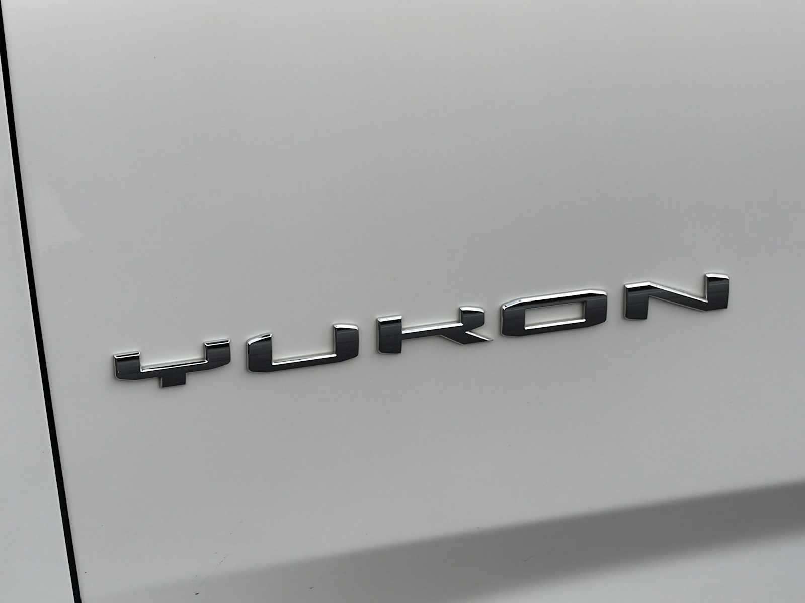 Used 2023 GMC Yukon XL SLT image 41
