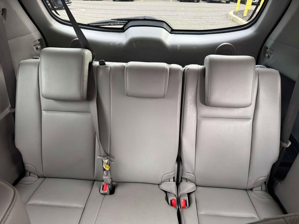 Used 2017 Toyota Highlander Limited AWD/4WD image 15