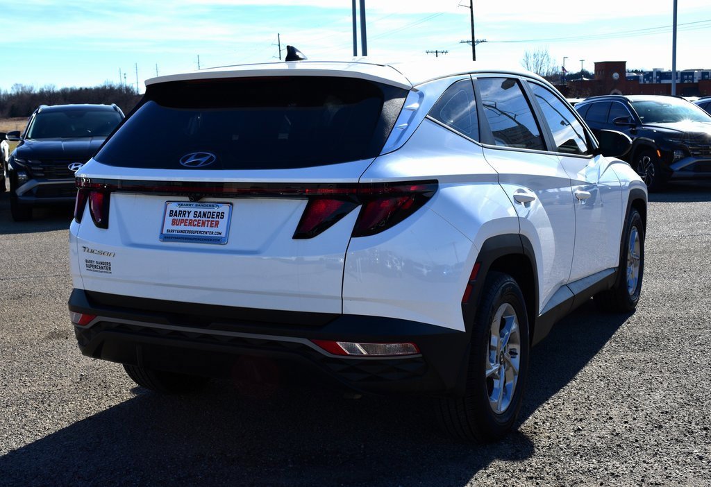 Used 2024 Hyundai Tucson SE image 3