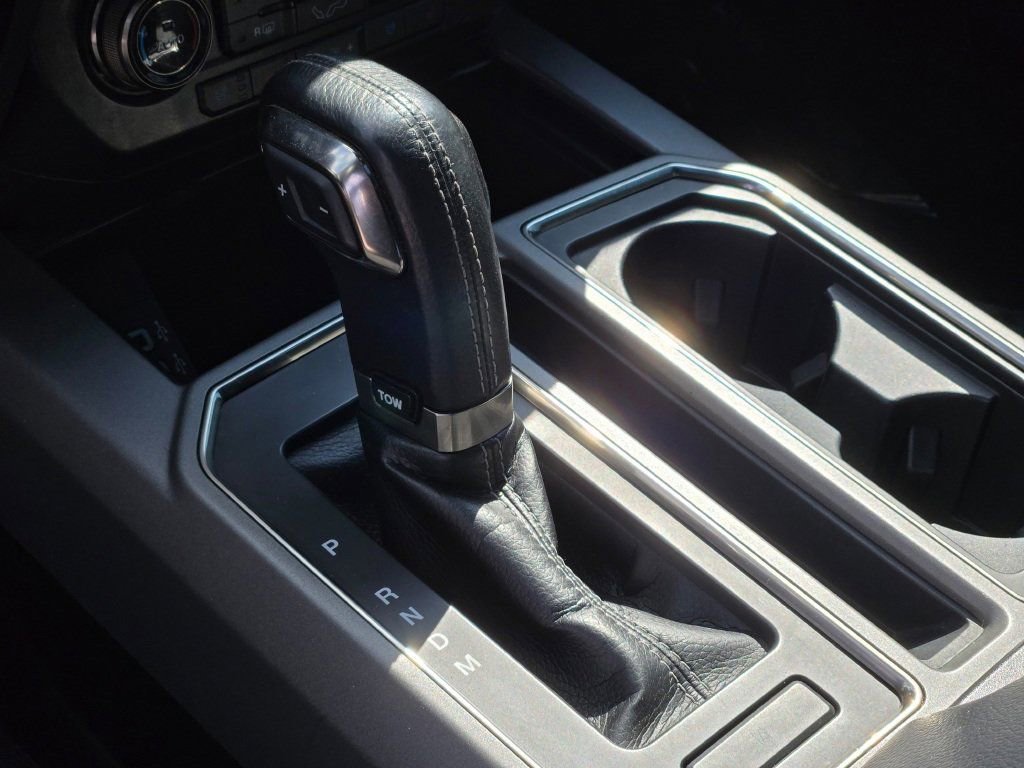 Used 2017 Ford F150 Raptor w/ Equipment Group 802A Luxury image 34