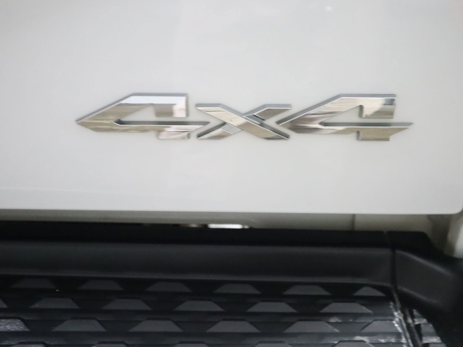 Used 2024 RAM 2500 Laramie w/ Cold Weather Group image 10