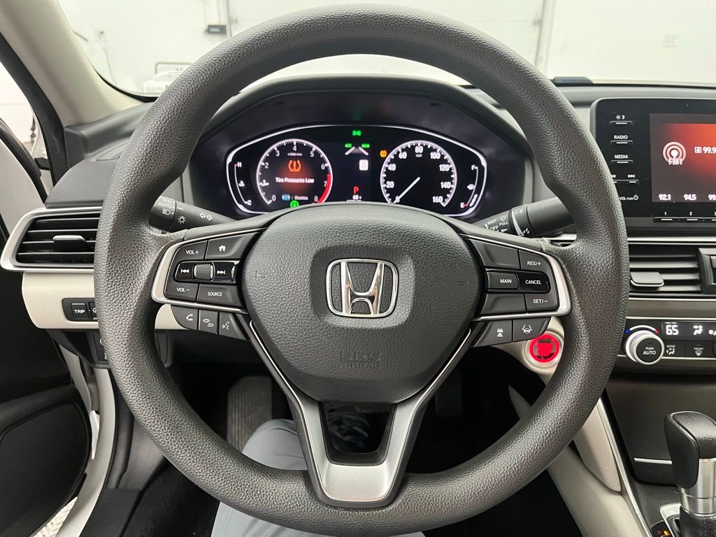 Used 2018 Honda Accord LX image 19