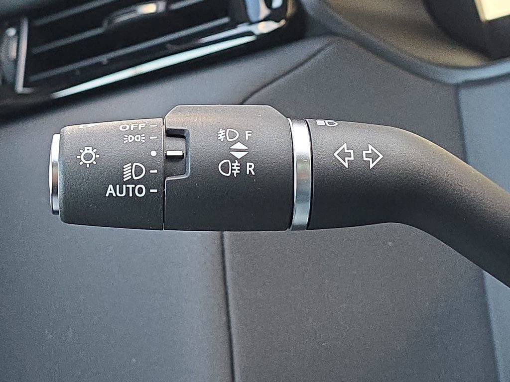 New 2026 Land Rover Range Rover Velar Dynamic SE image 27