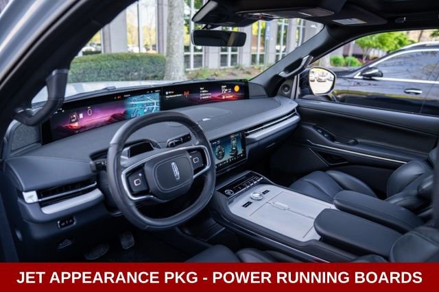 Used 2025 Lincoln Navigator Reserve w/ Jet Appearance Package image 22