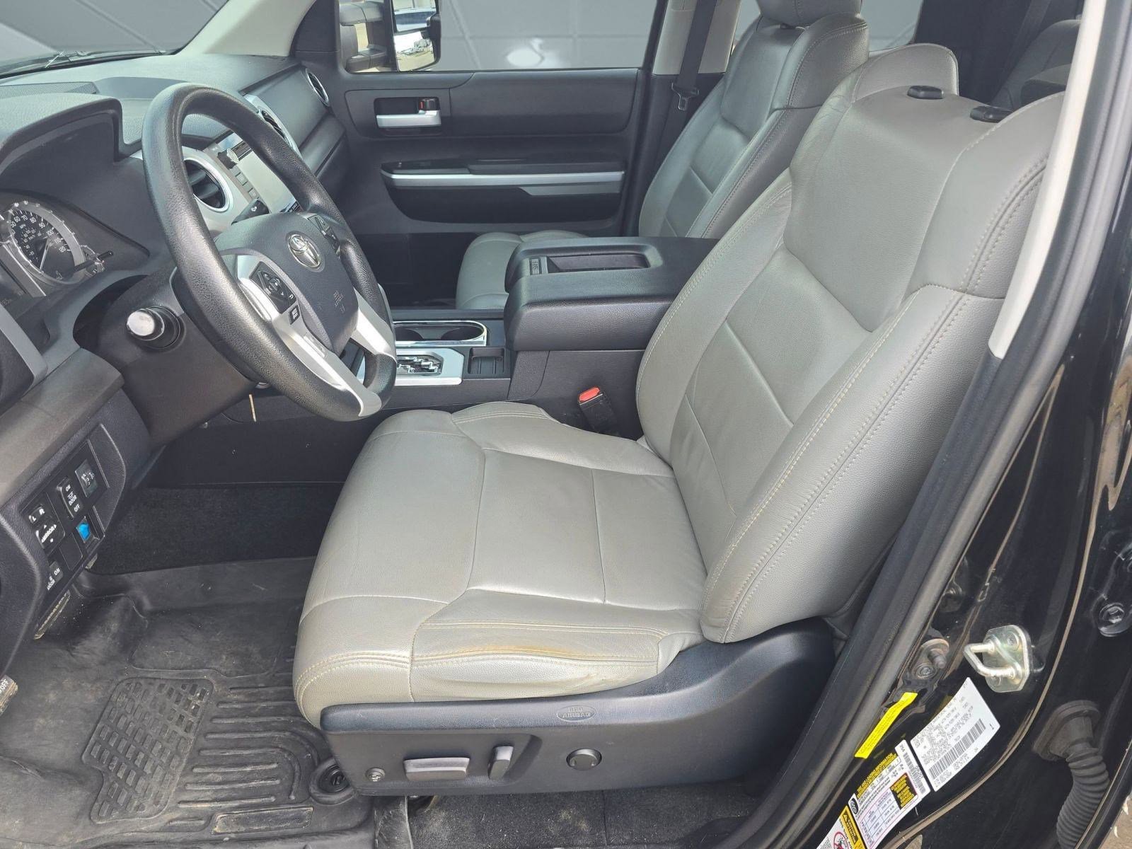 Used 2017 Toyota Tundra SR5 w/ SR5 Upgrade Package image 5