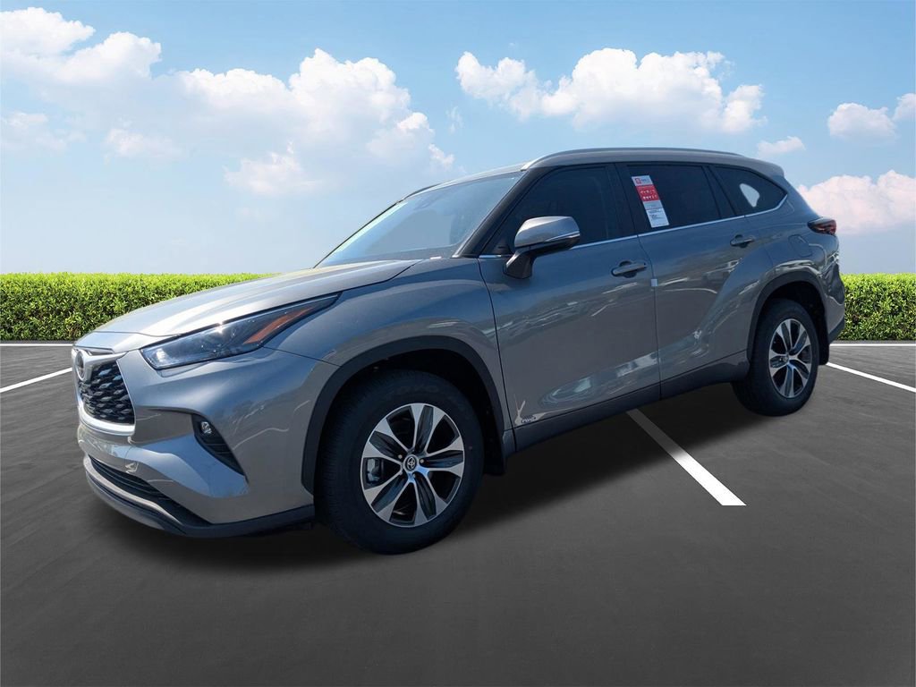 New 2026 Toyota Highlander XLE image 8