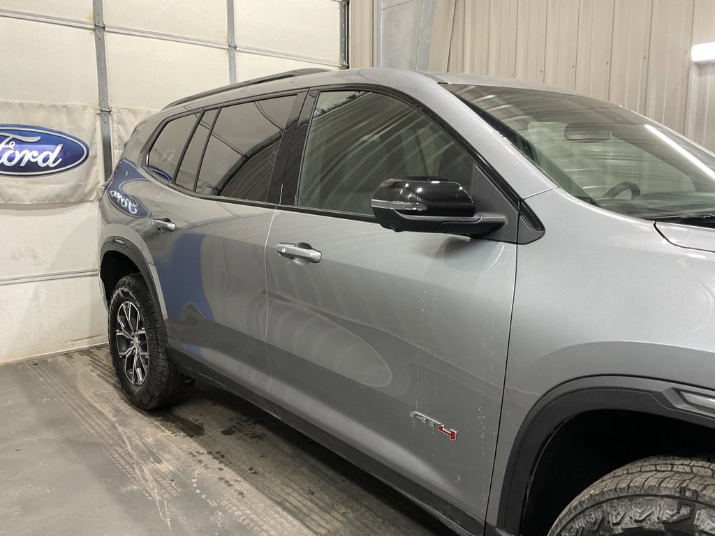 Used 2025 GMC Acadia AT4 w/ LPO, Floor Liner Package image 4