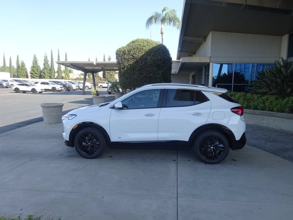 New 2026 Buick Encore GX Sport Touring w/ Advanced Technology Package FWD image 4