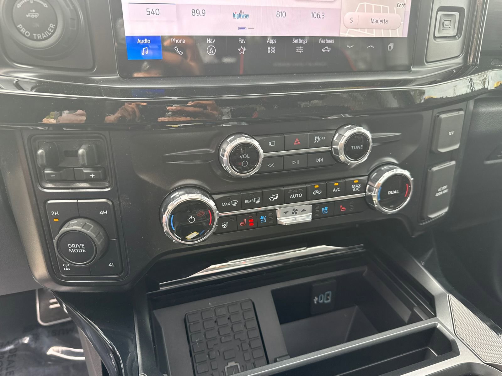 New 2026 Ford F250 Lariat image 31