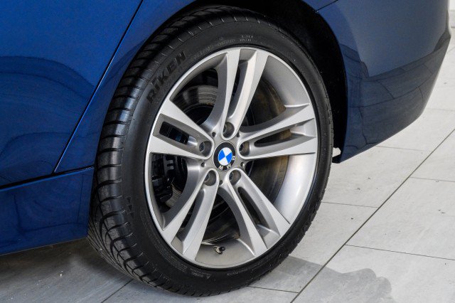 Used 2017 BMW 330i xDrive Sedan AWD/4WD image 76