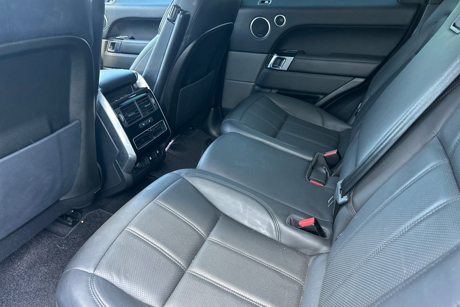 Used 2020 Land Rover Range Rover Sport HSE AWD/4WD image 14