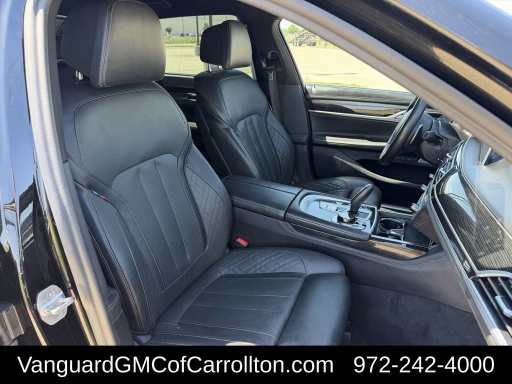 Used 2020 BMW 750i xDrive w/ Executive Package AWD/4WD image 34