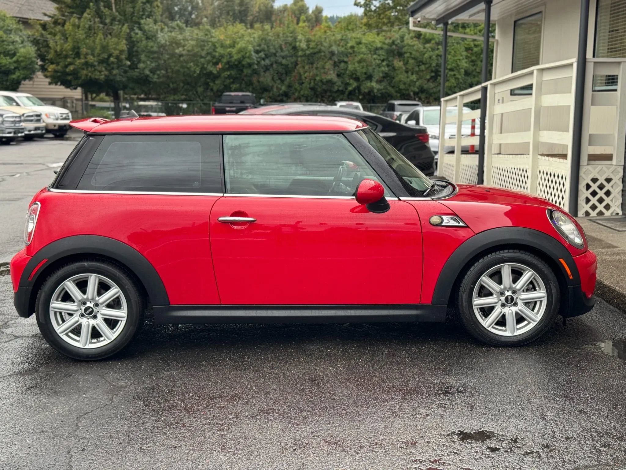 Used 2013 MINI Cooper S w/ Mini Connected Pkg image 8