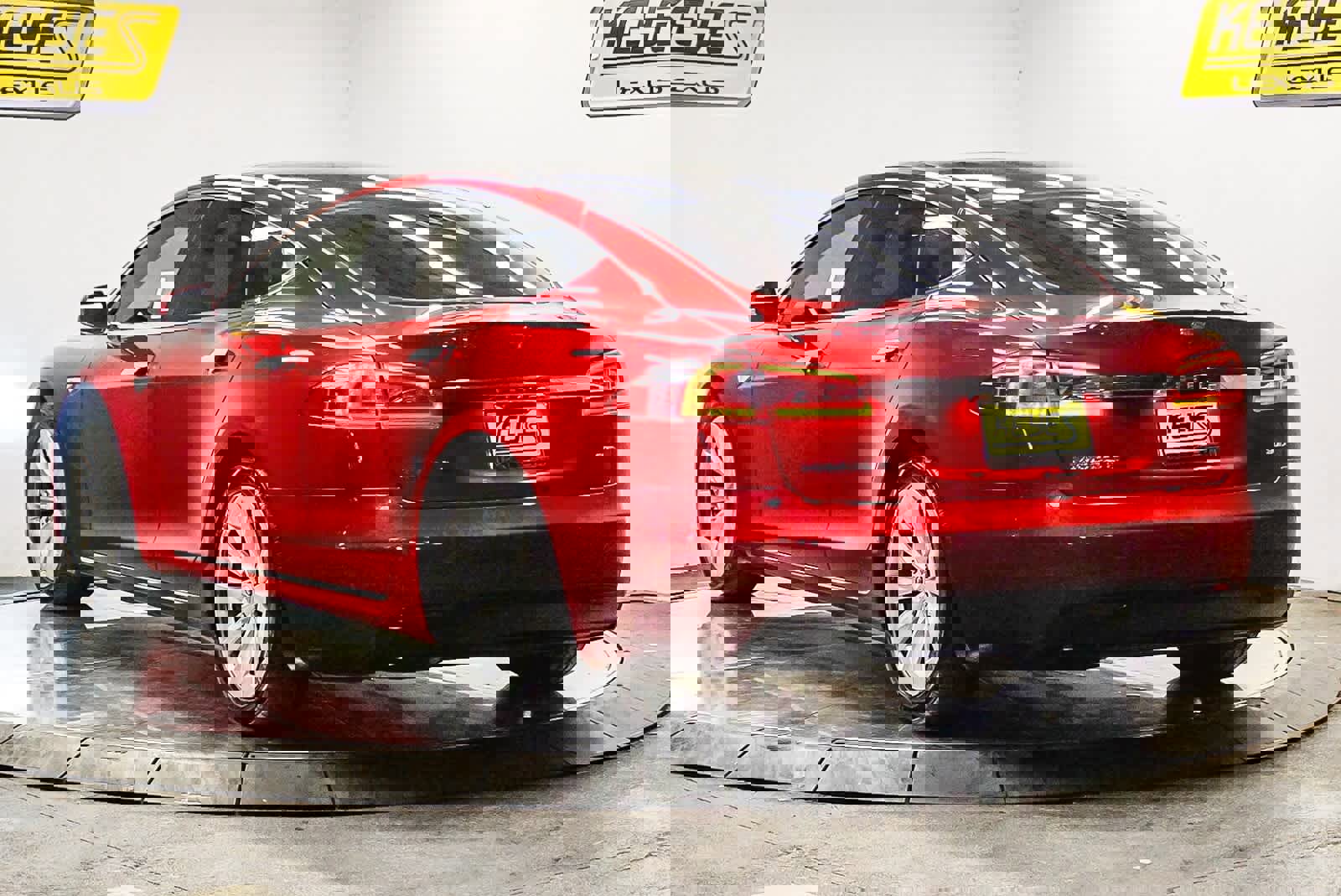 Used 2016 Tesla Model S 90D image 2