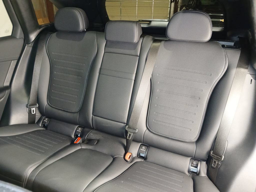 Used 2026 Mercedes-Benz GLC 300 4MATIC image 14