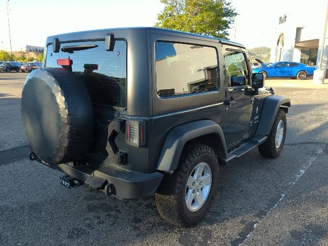 Used 2018 Jeep Wrangler Sport AWD/4WD image 3