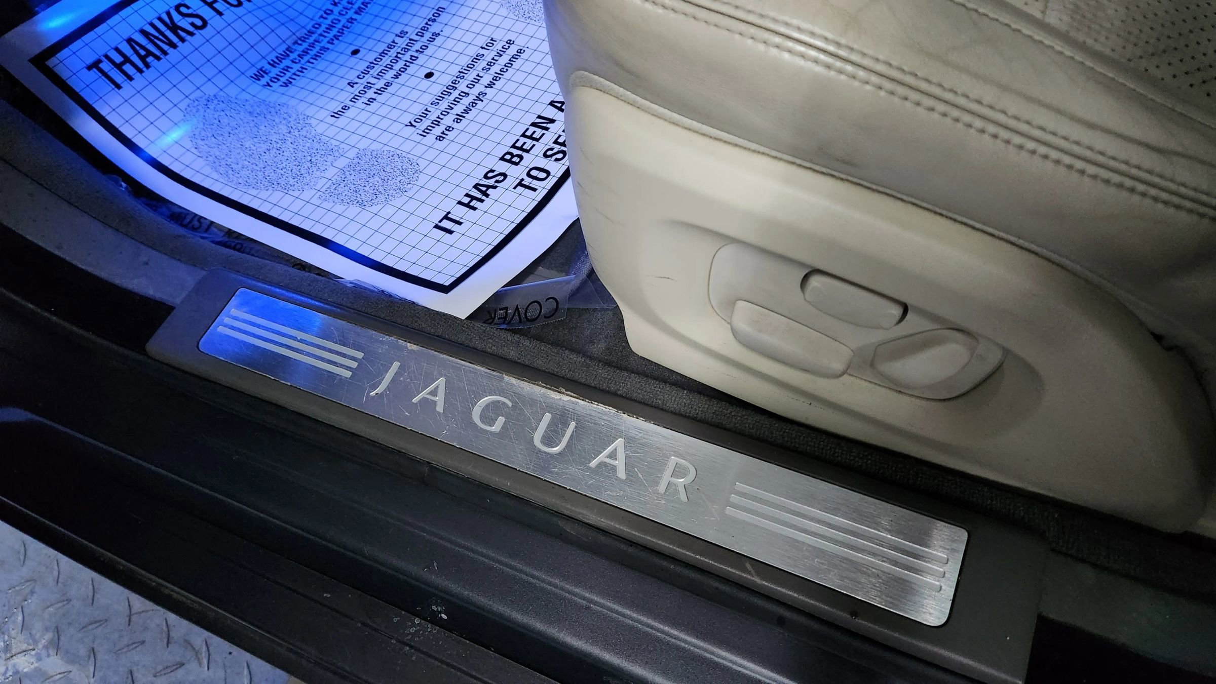 Used 2011 Jaguar XF Portfolio image 49