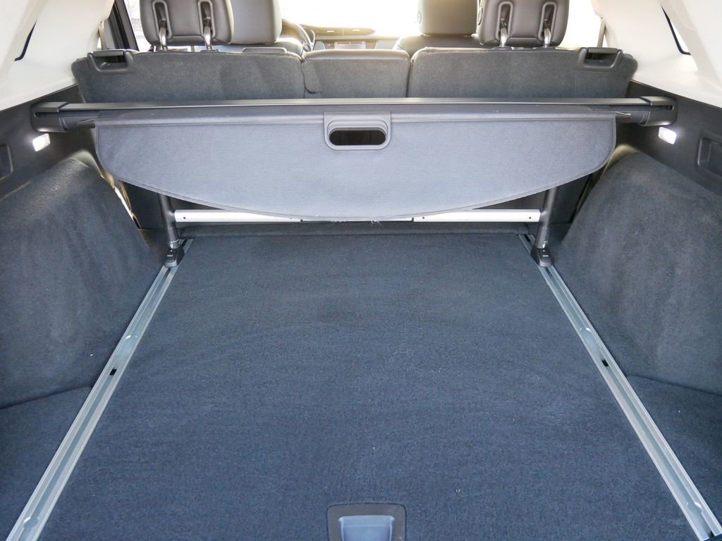 Used 2017 Cadillac XT5 Premium Luxury AWD/4WD image 12