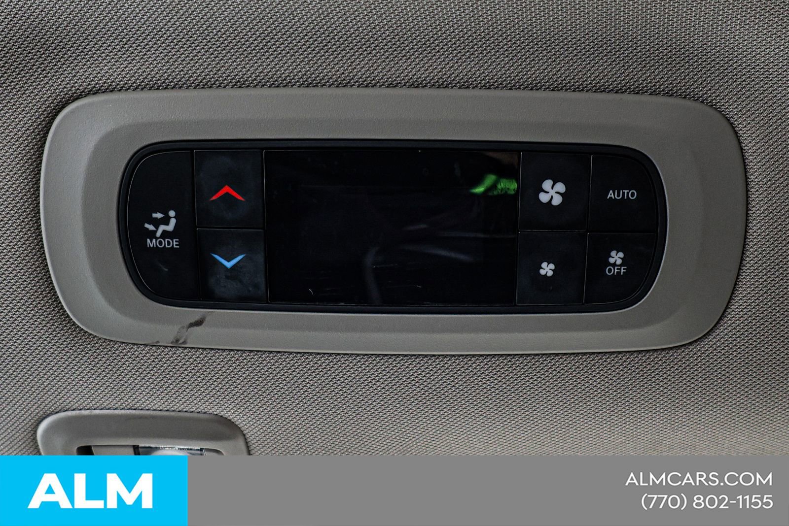 Used 2023 Chrysler Pacifica Limited image 45