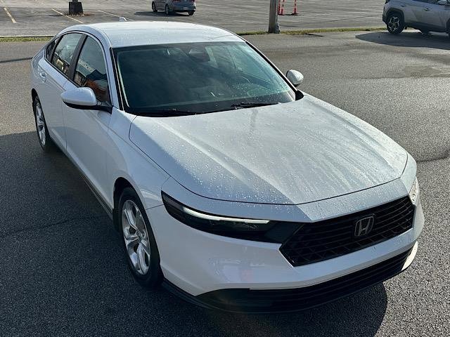 Used 2023 Honda Accord LX image 13