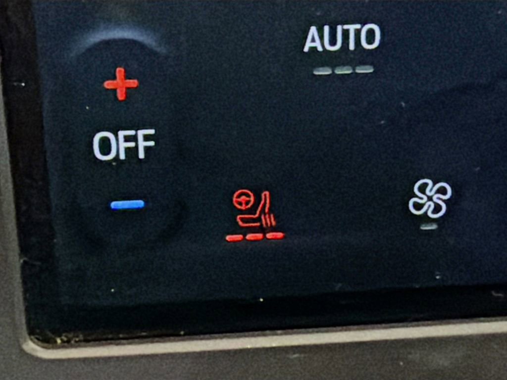 Used 2022 Ford Edge ST w/ Equipment Group 401A image 38