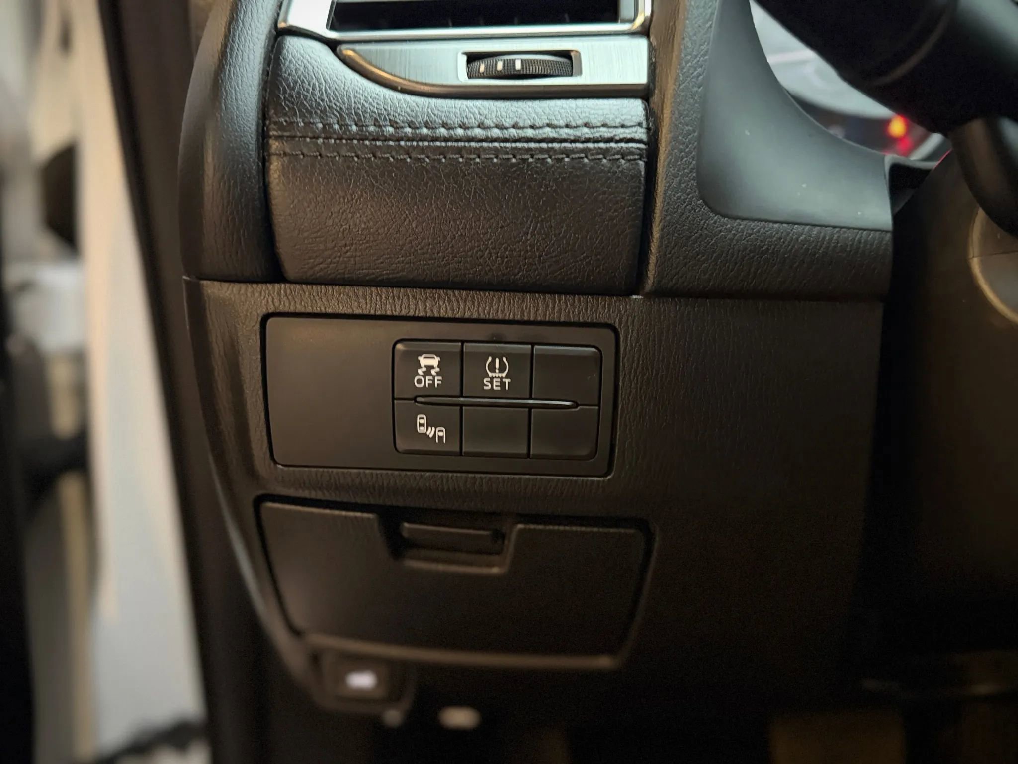 Used 2016 MAZDA MAZDA6 Touring image 9