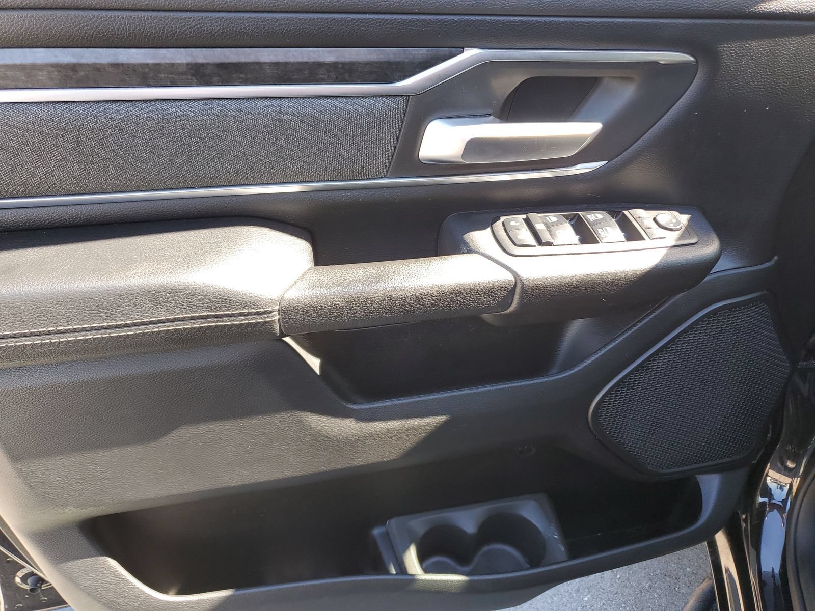 Used 2019 RAM 1500 Big Horn AWD/4WD image 19