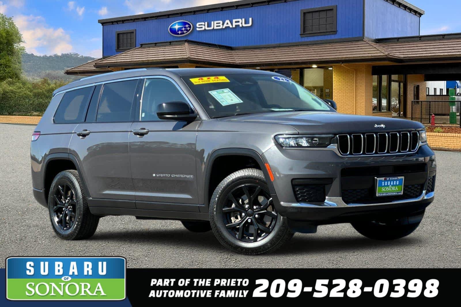 Used 2022 Jeep Grand Cherokee L Laredo w/ Luxury Tech Group I AWD/4WD image 1