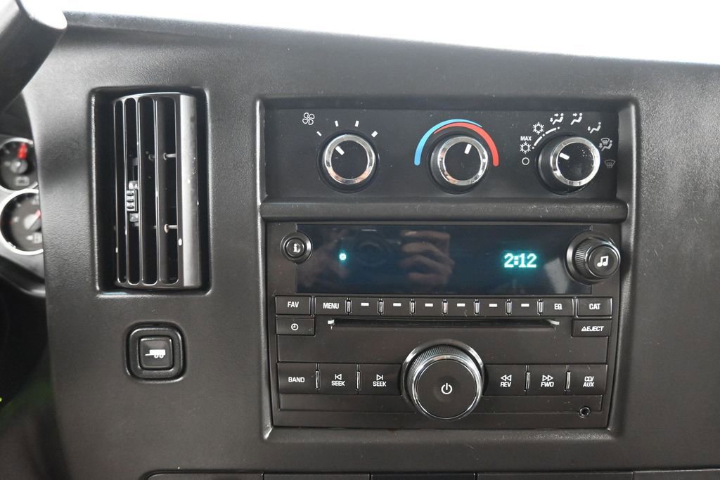 Used 2017 Chevrolet Express 3500 LT w/ LT Preferred Equipment Group RWD image 16