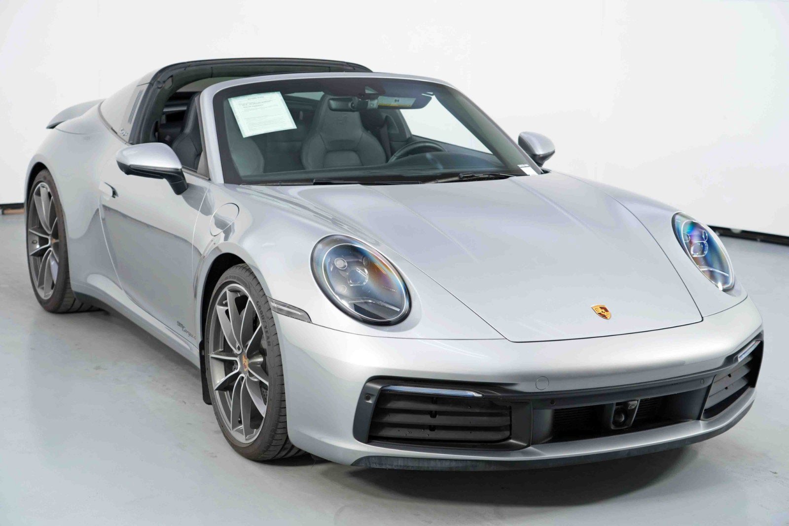 Used 2024 Porsche 911 Targa 4 w/ Premium Package image 50